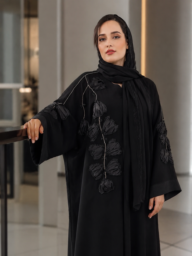 عبا مشکی کار دست با گل برجسته مشکی